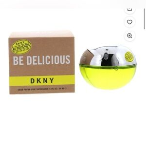 DKNY Be Delicious Silver and Green Fragrance
